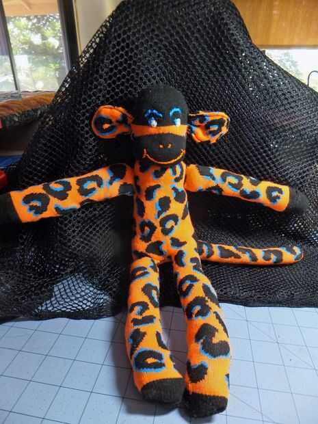 Hacer un mono de calcetín!