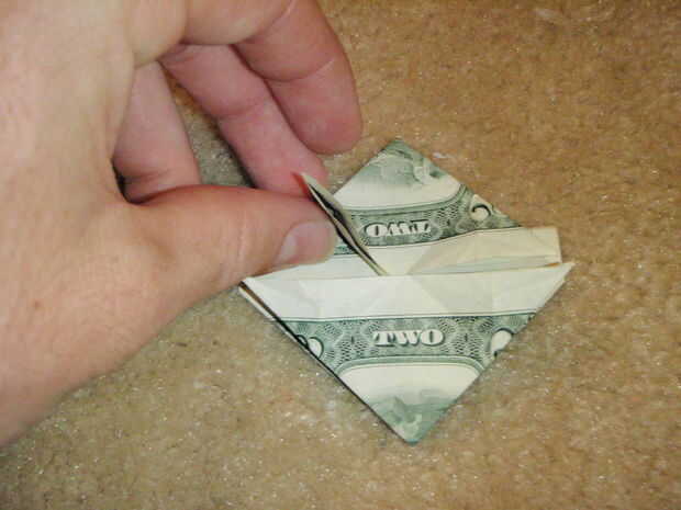 Dollar Bill Origami Corazón Paso 3 Más Triángulos Para