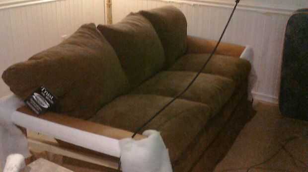 Cómo mover un sofá a través de una puerta estrecha: AKA cómo desmontar un  sofá. - askix.com